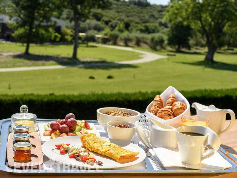 Фотография Avaton Luxury Villas Resort Relais & Chateaux
