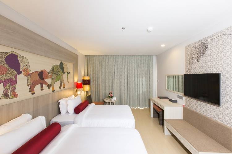 Ramada By Wyndham Phuket Deevana
