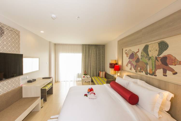 Ramada By Wyndham Phuket Deevana
