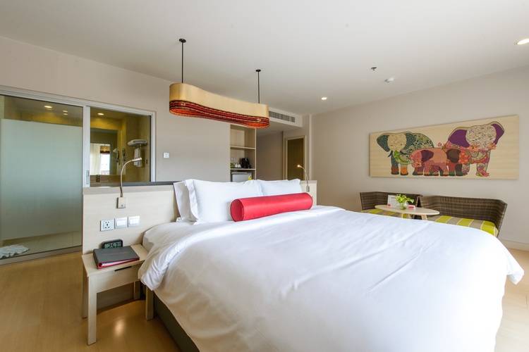 Ramada By Wyndham Phuket Deevana