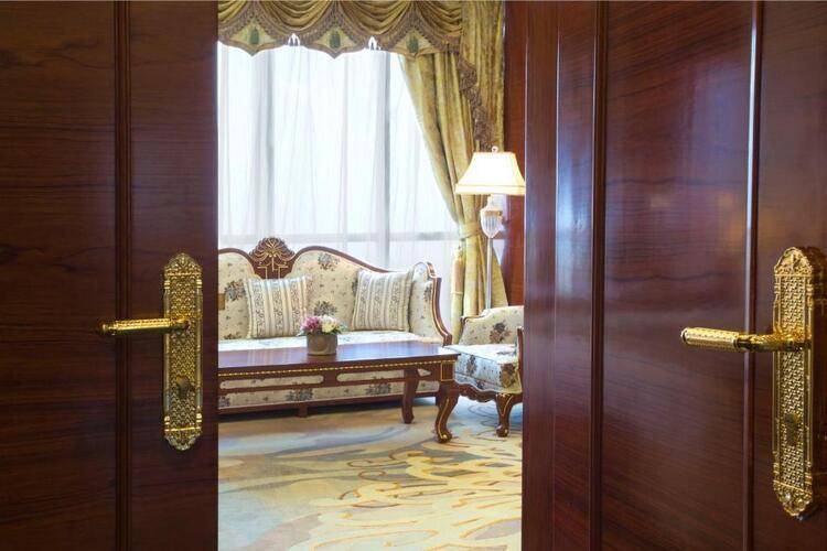 Hotels & Preference Hualing Tbilisi
