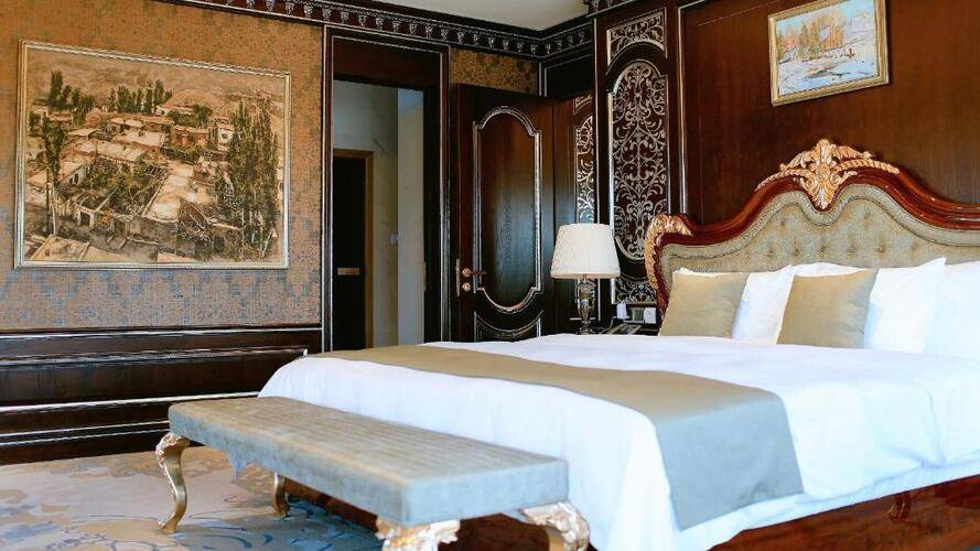 Hotels & Preference Hualing Tbilisi