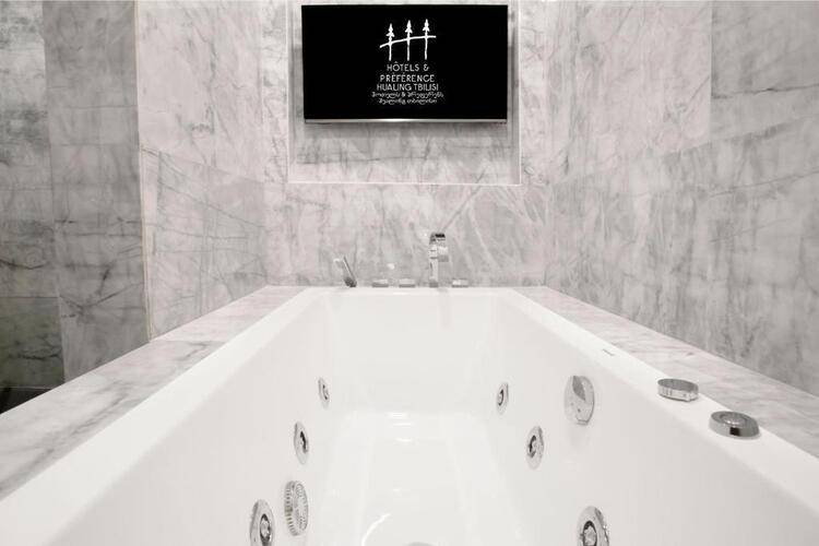 Hotels & Preference Hualing Tbilisi