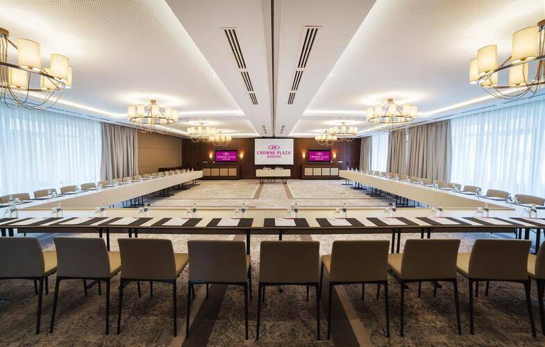 Crowne Plaza Borjomi