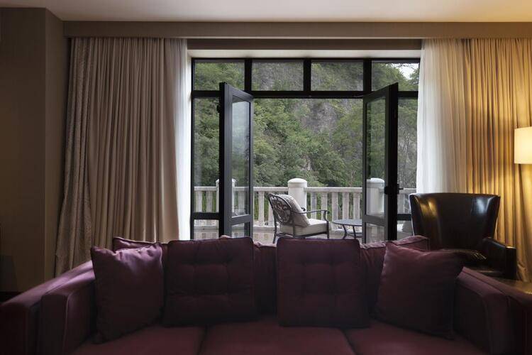 Crowne Plaza Borjomi