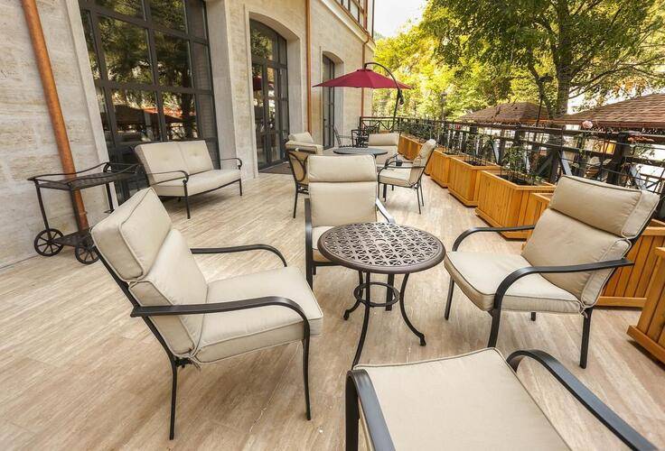Crowne Plaza Borjomi