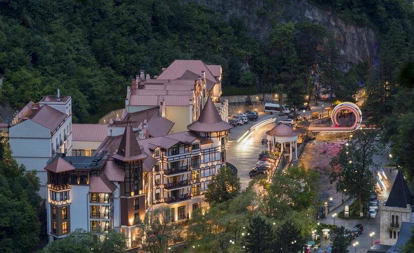 Crowne Plaza Borjomi