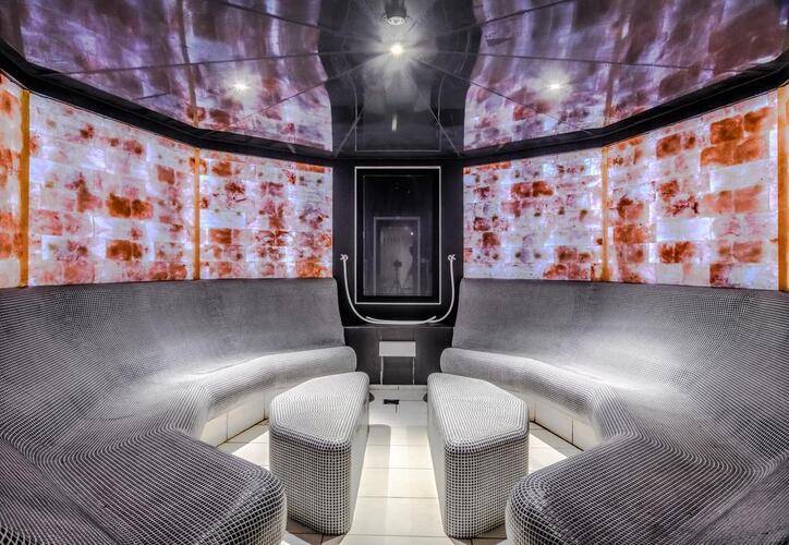 Crowne Plaza Borjomi