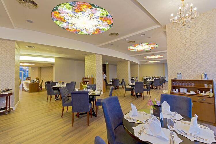 Jrw Welmond Hotel & Casino (Ex.Leogrand Hotel & Casino Batumi)
