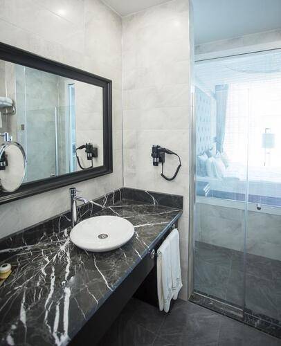 Jrw Welmond Hotel & Casino (Ex.Leogrand Hotel & Casino Batumi)