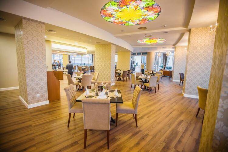 Jrw Welmond Hotel & Casino (Ex.Leogrand Hotel & Casino Batumi)
