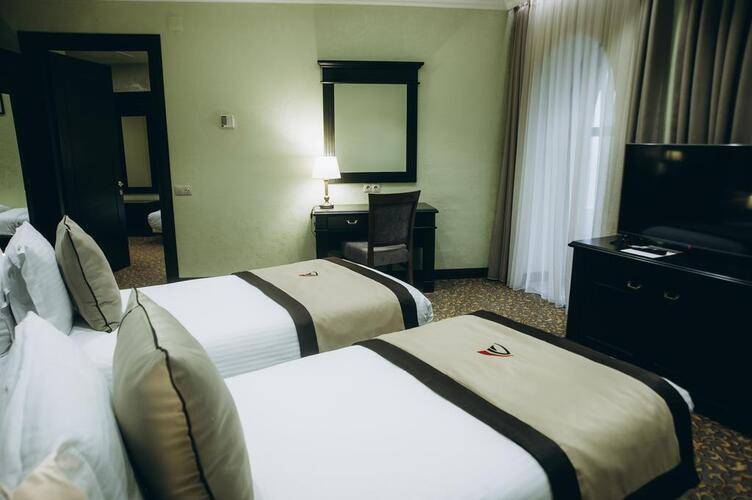 Colosseum Marina Hotel