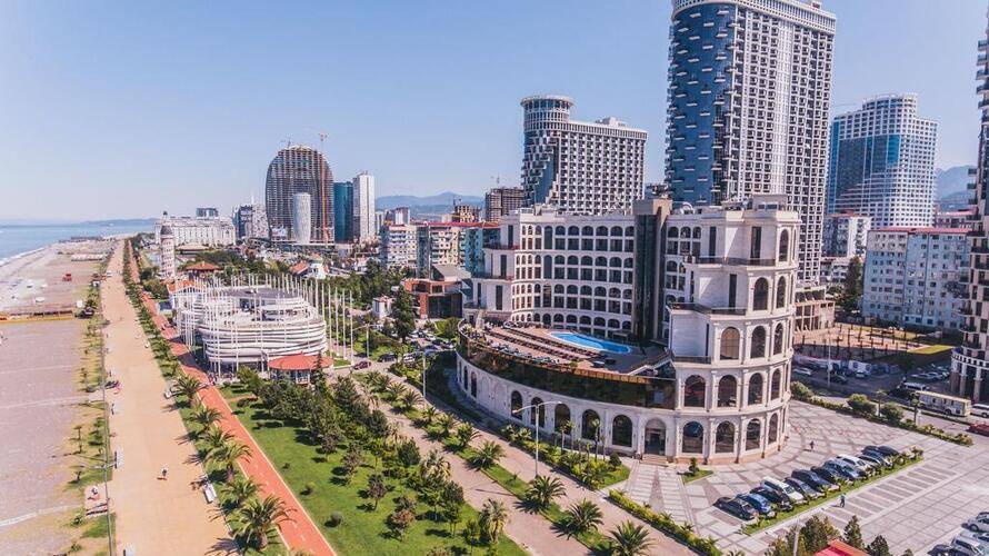 Colosseum Marina Hotel