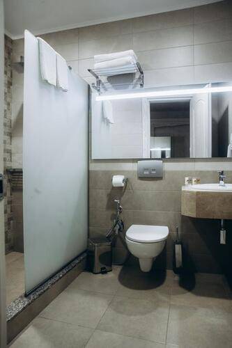 Colosseum Marina Hotel
