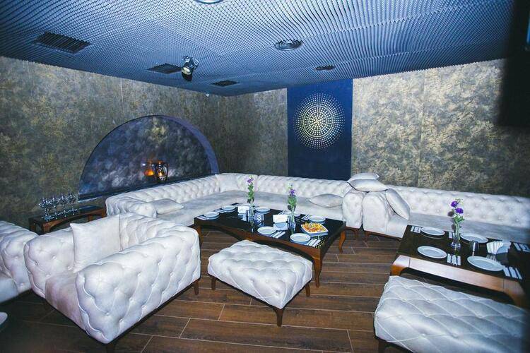 Colosseum Marina Hotel