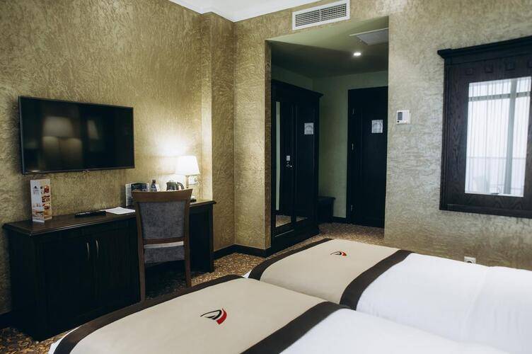 Colosseum Marina Hotel
