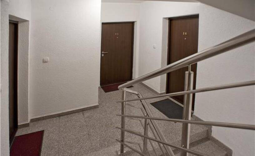 Jovan Apartments