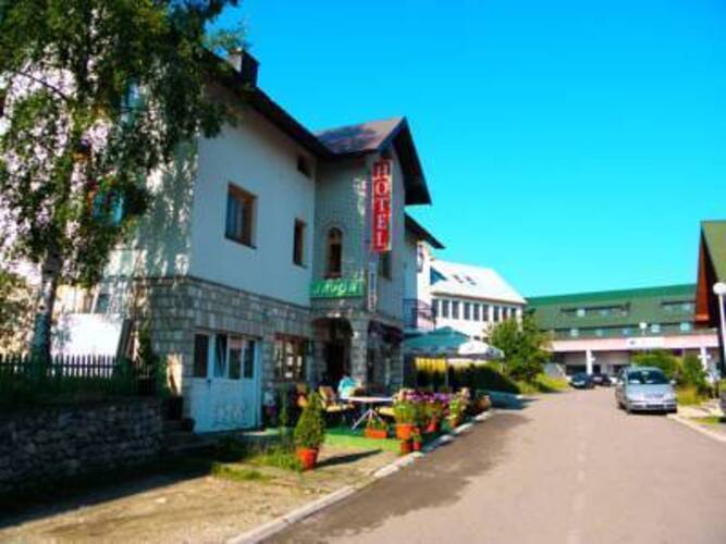 Javor Hotel