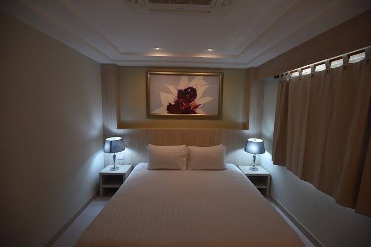 Phi Phi Charlie Beach Resort