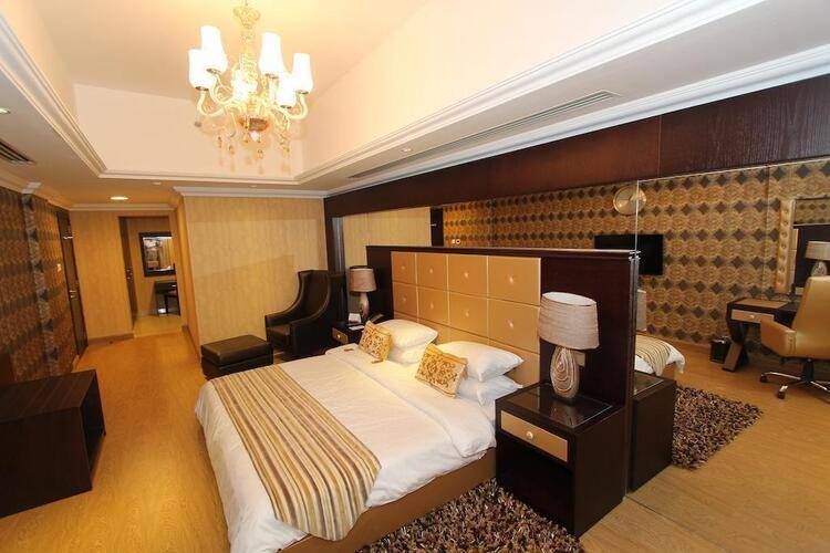Ivory Grand Hotel Apartments