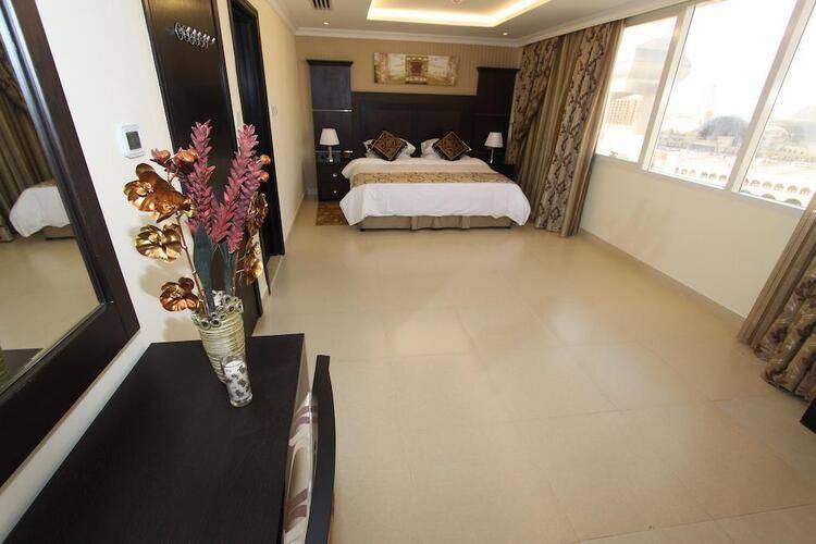Ivory Grand Hotel Apartments