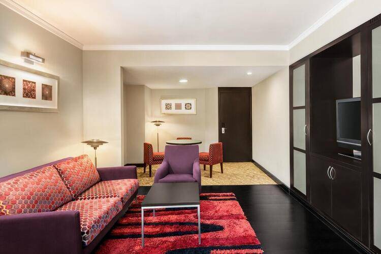 Ramada Plaza By Wyndham Dubai Deira (Ex.Best Western Premier Hotel Deira)