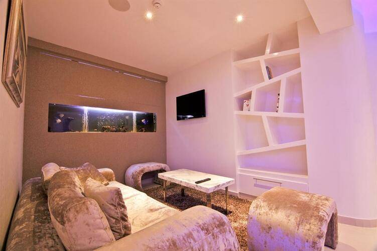 Achilleos City Hotel