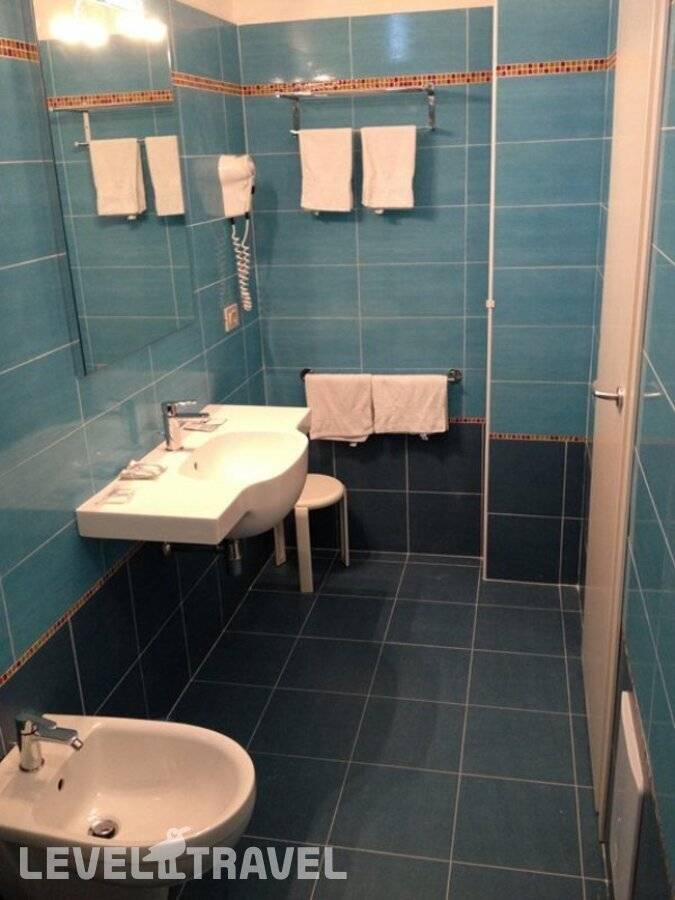 Изображение отеля 12