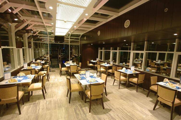 Gulf Oasis Hotel Apartments