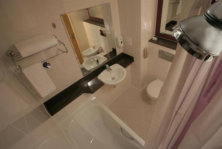 Premier Inn Dubai International Airport