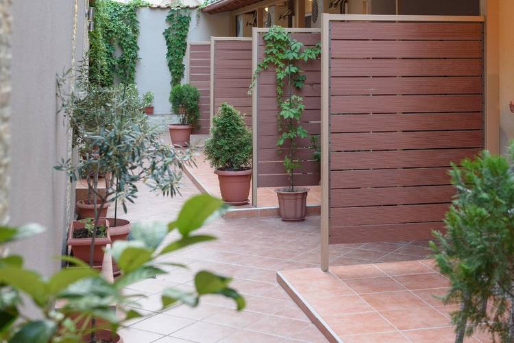 Ammos Beach Studios & Suites