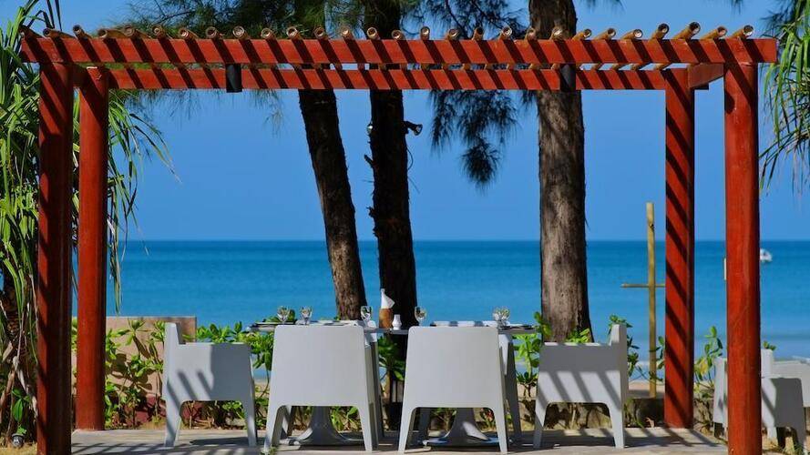 Twin Lotus Resort & Spa Koh Lanta (Adults Only 18+)