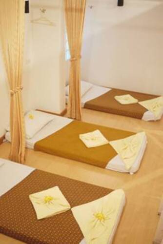 Naithon Beach Mansion
