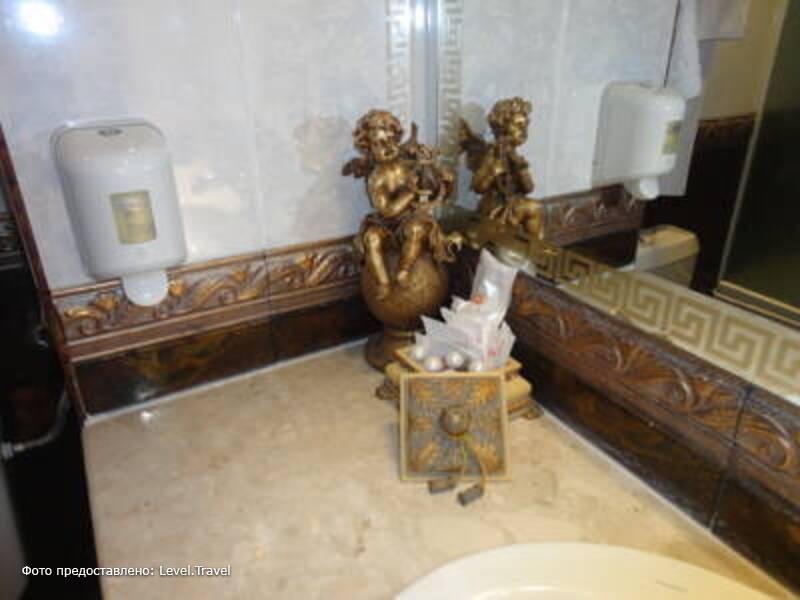 Фотография Rich Hotel