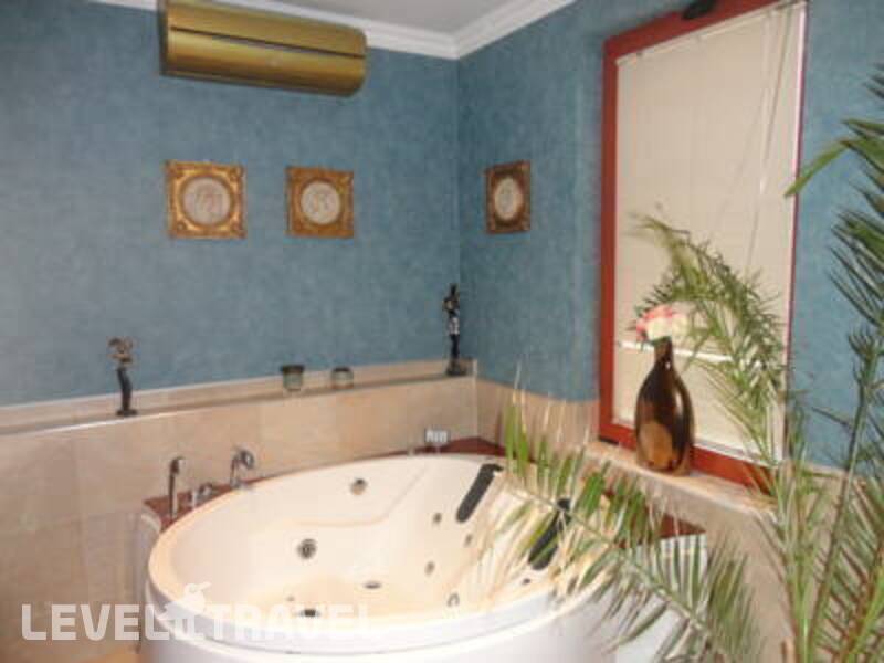 Фотография Rich Hotel