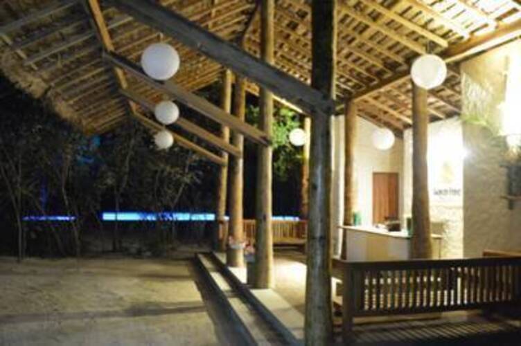 Giman Free Beach Resort