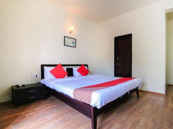 Mauryya Regency Guest House