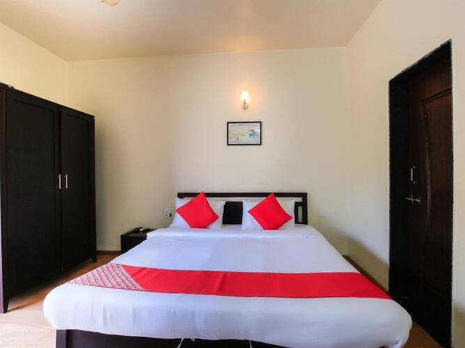 Mauryya Regency Guest House