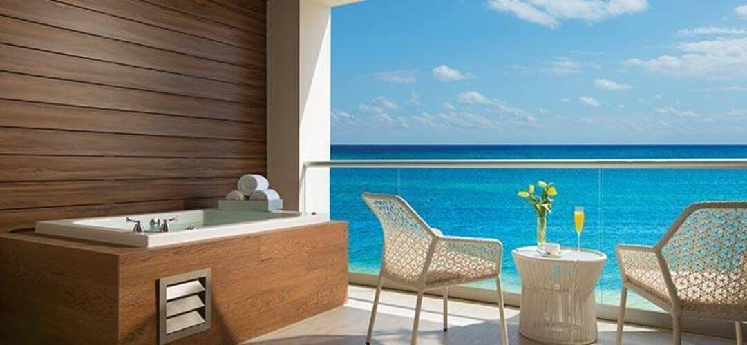 Breathless Riviera Cancun Resort & Spa (Adults Only 18+)