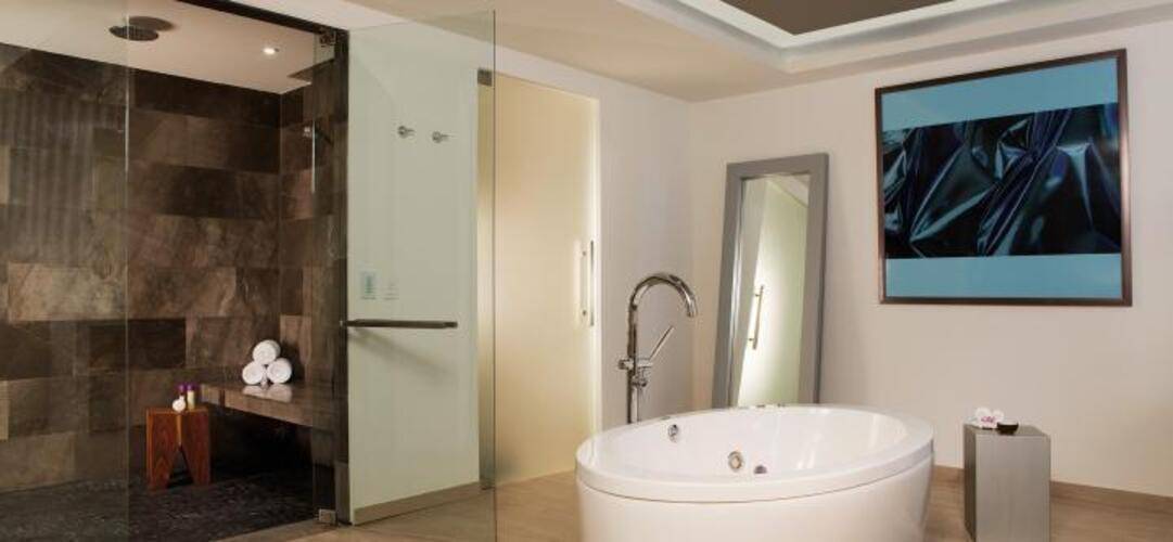 Breathless Riviera Cancun Resort & Spa (Adults Only 18+)