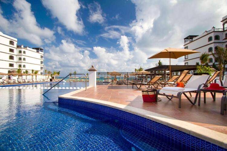 Grand Residences Riviera Cancun