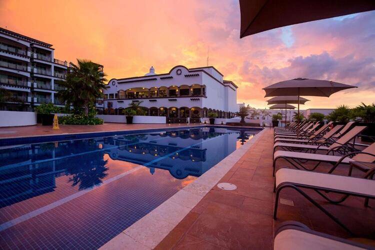 Grand Residences Riviera Cancun