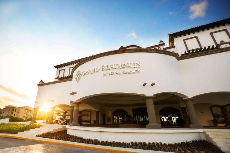 Grand Residences Riviera Cancun