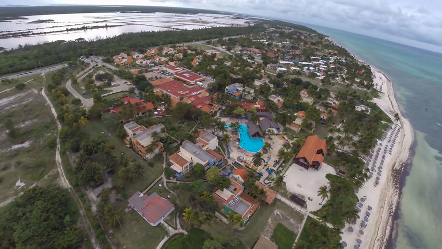Hotel Brisas Santa Lucia