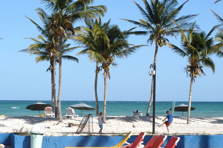 Hotel Brisas Santa Lucia