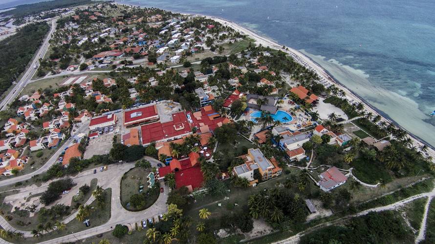 Hotel Brisas Santa Lucia
