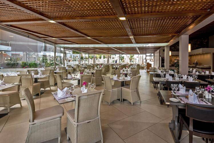 Porto Platanias Village Resort & Spa