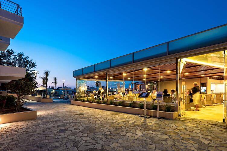 Porto Platanias Village Resort & Spa