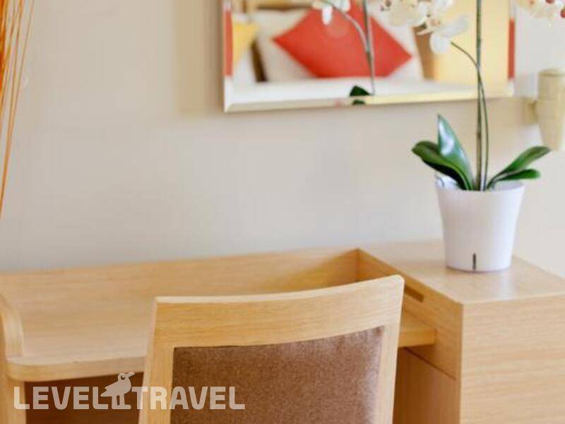 Фотография Almond Business Suites
