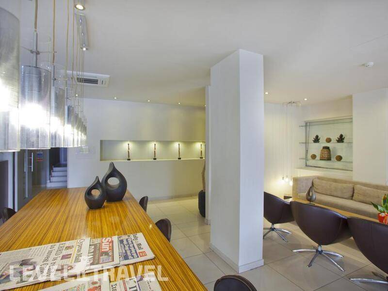 Фотография Almond Business Suites